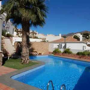 Holiday home ,nerja, Seaview, Pool, 3 Bedrooms, Huge Terrace And Garden, Nerja
